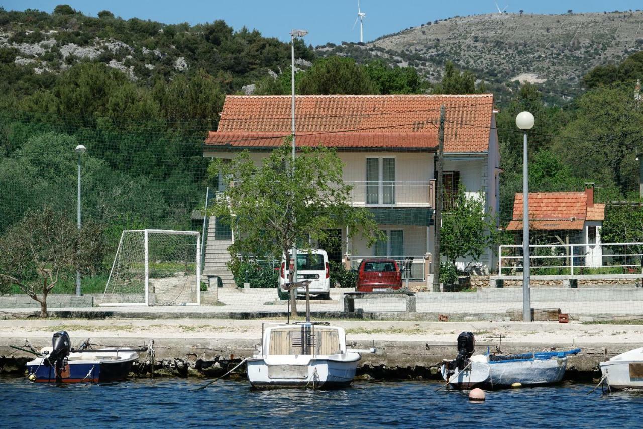 Apartmani Obala Poljica  Esterno foto